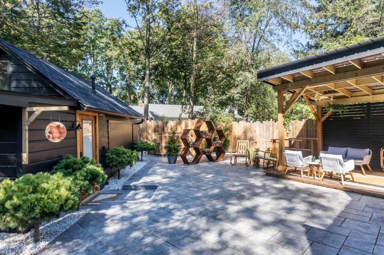 The Herwood Inn Уудсток Екстериор снимка